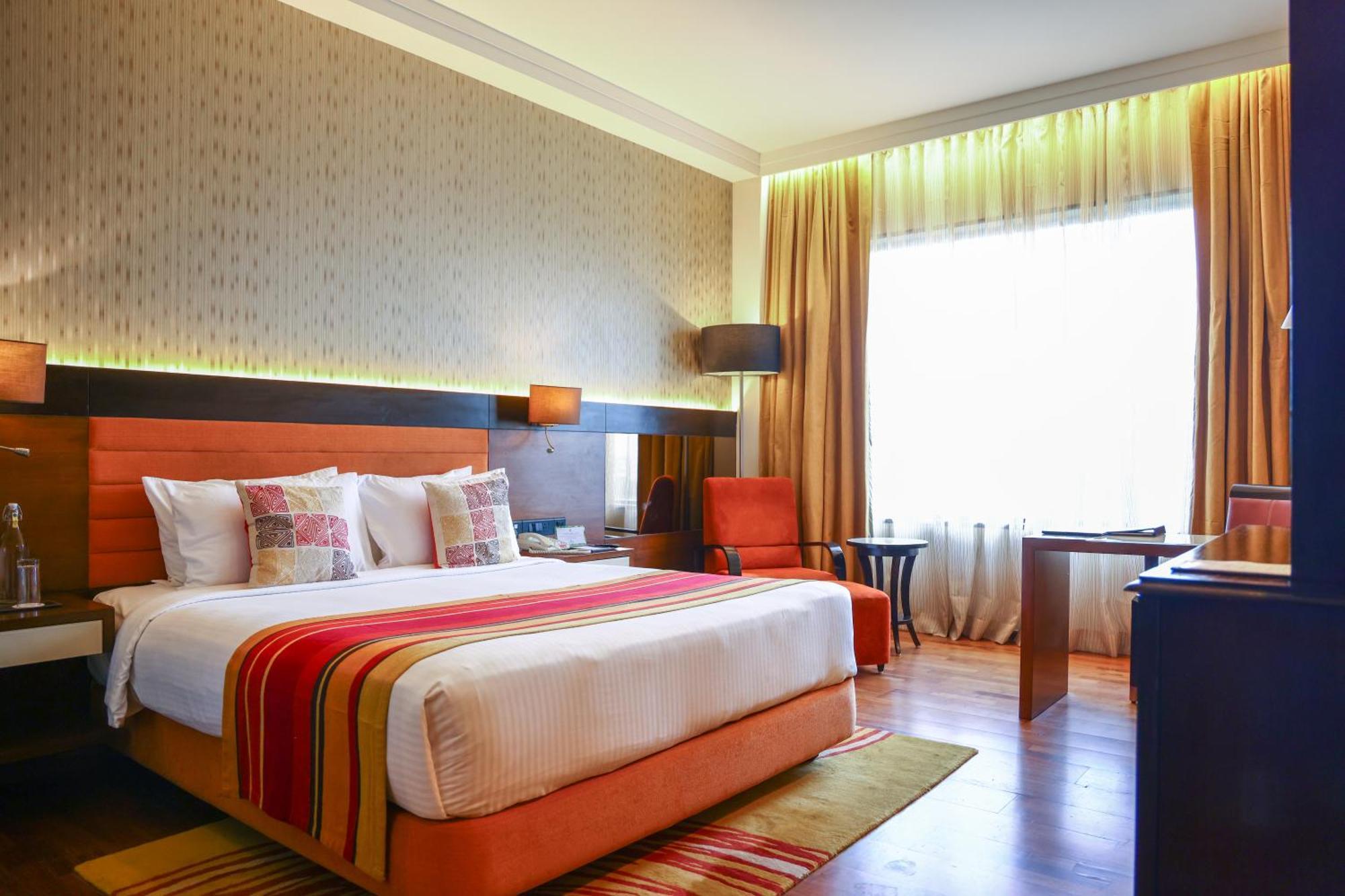Balaji Sarovar Premiere Solapur Exterior foto
