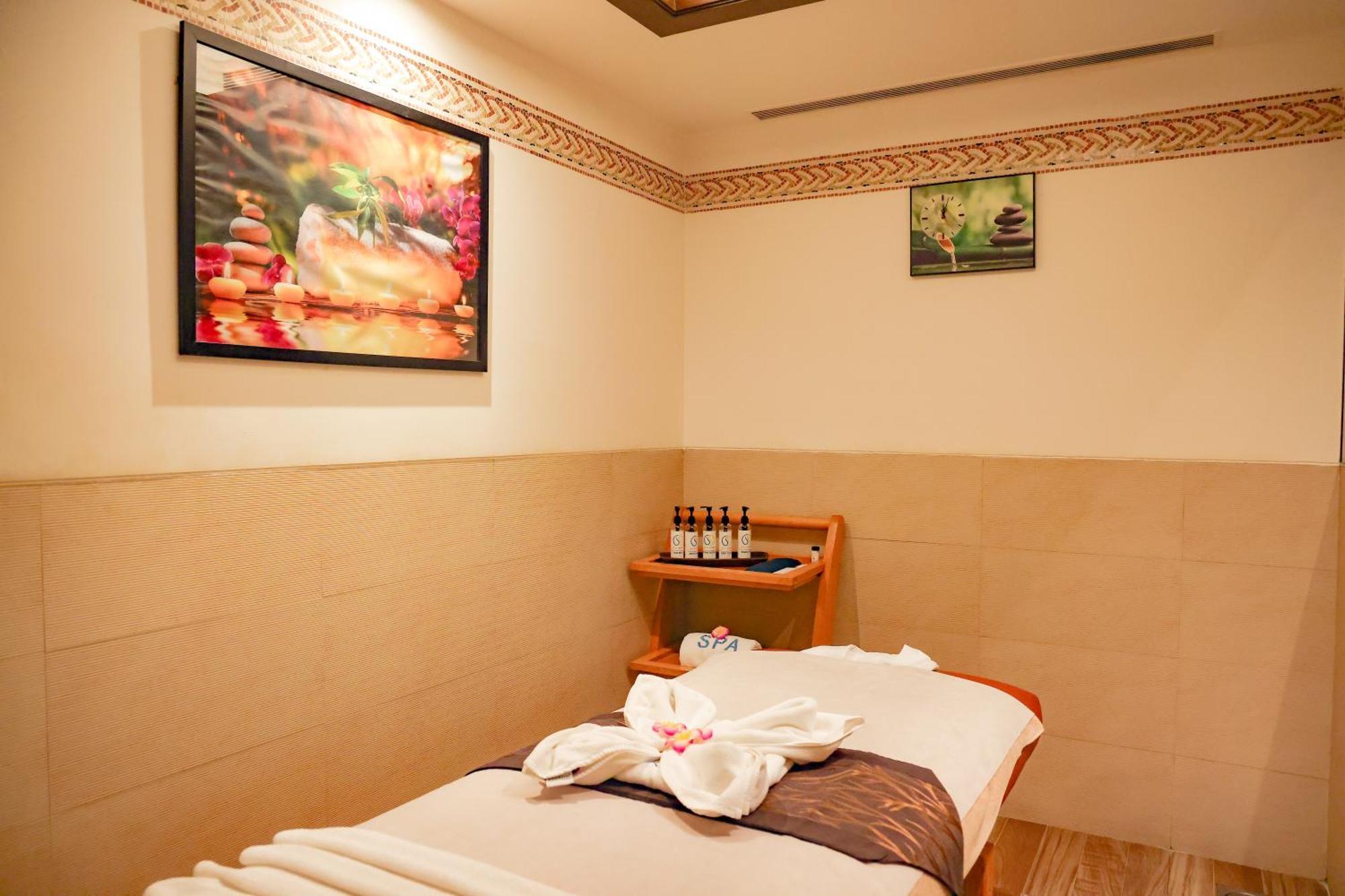 Balaji Sarovar Premiere Solapur Exterior foto